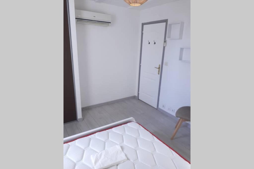 Maison De Village Saint-Barthelemy-de-Vals Ngoại thất bức ảnh