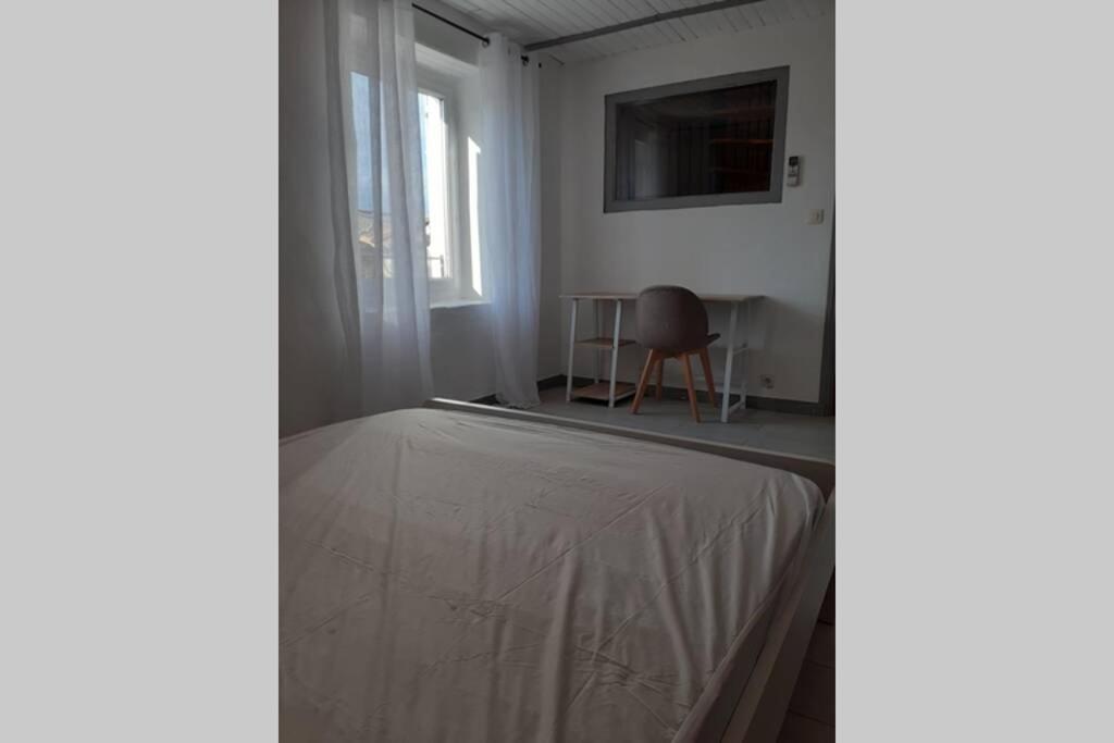 Maison De Village Saint-Barthelemy-de-Vals Ngoại thất bức ảnh