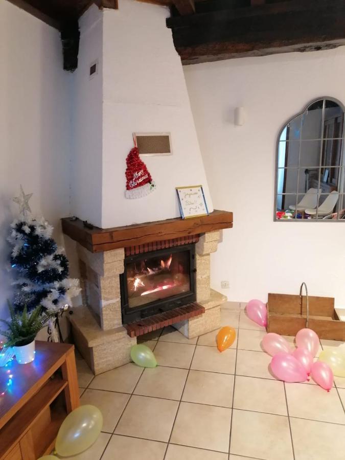 Maison De Village Saint-Barthelemy-de-Vals Ngoại thất bức ảnh